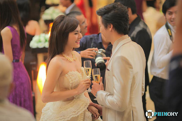Scandal: Bí mật thảm đỏ 2012 - 2